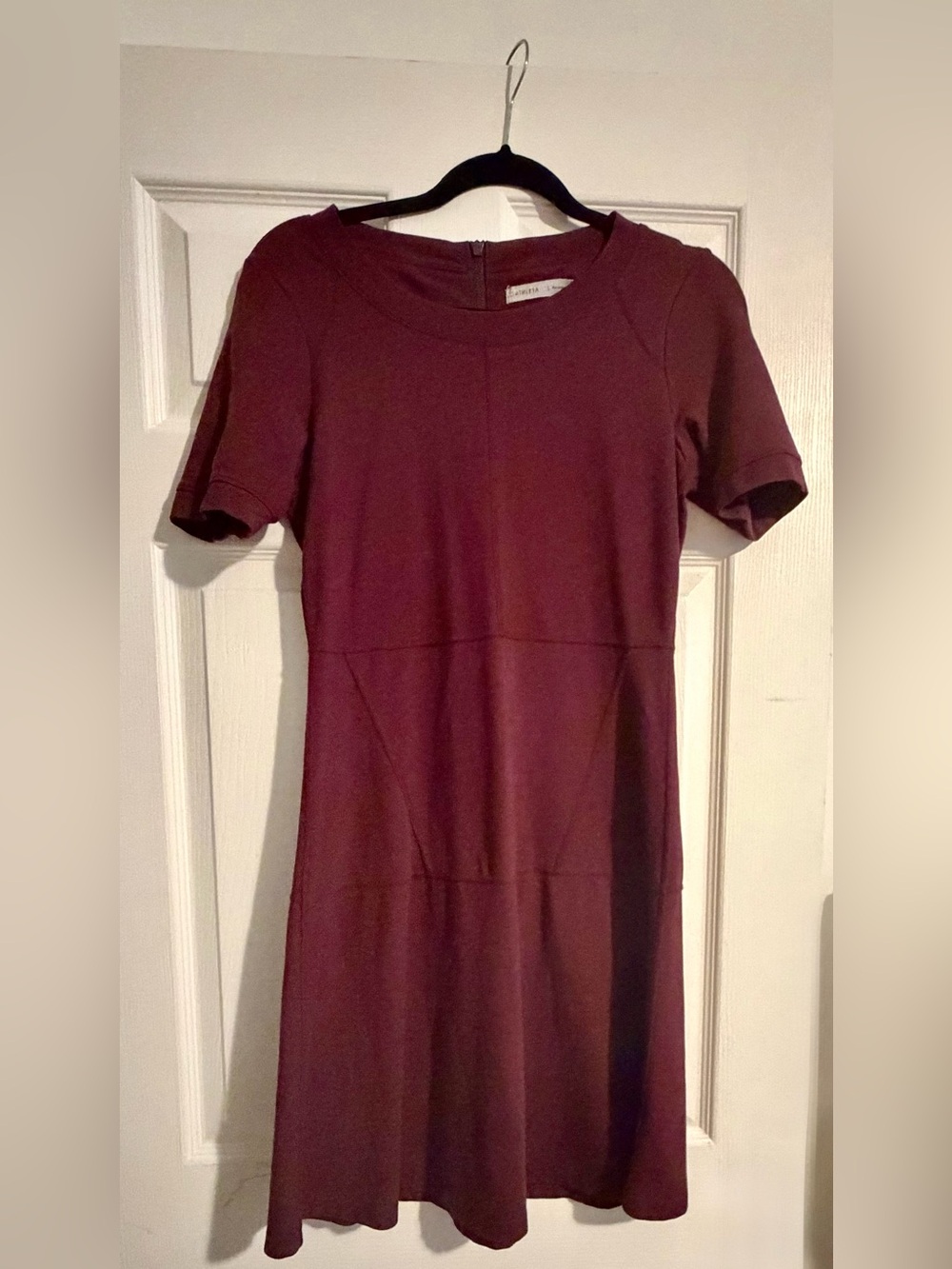 Athleta Burgundy Short Sleeve Fit & Flare Dress – Size Small